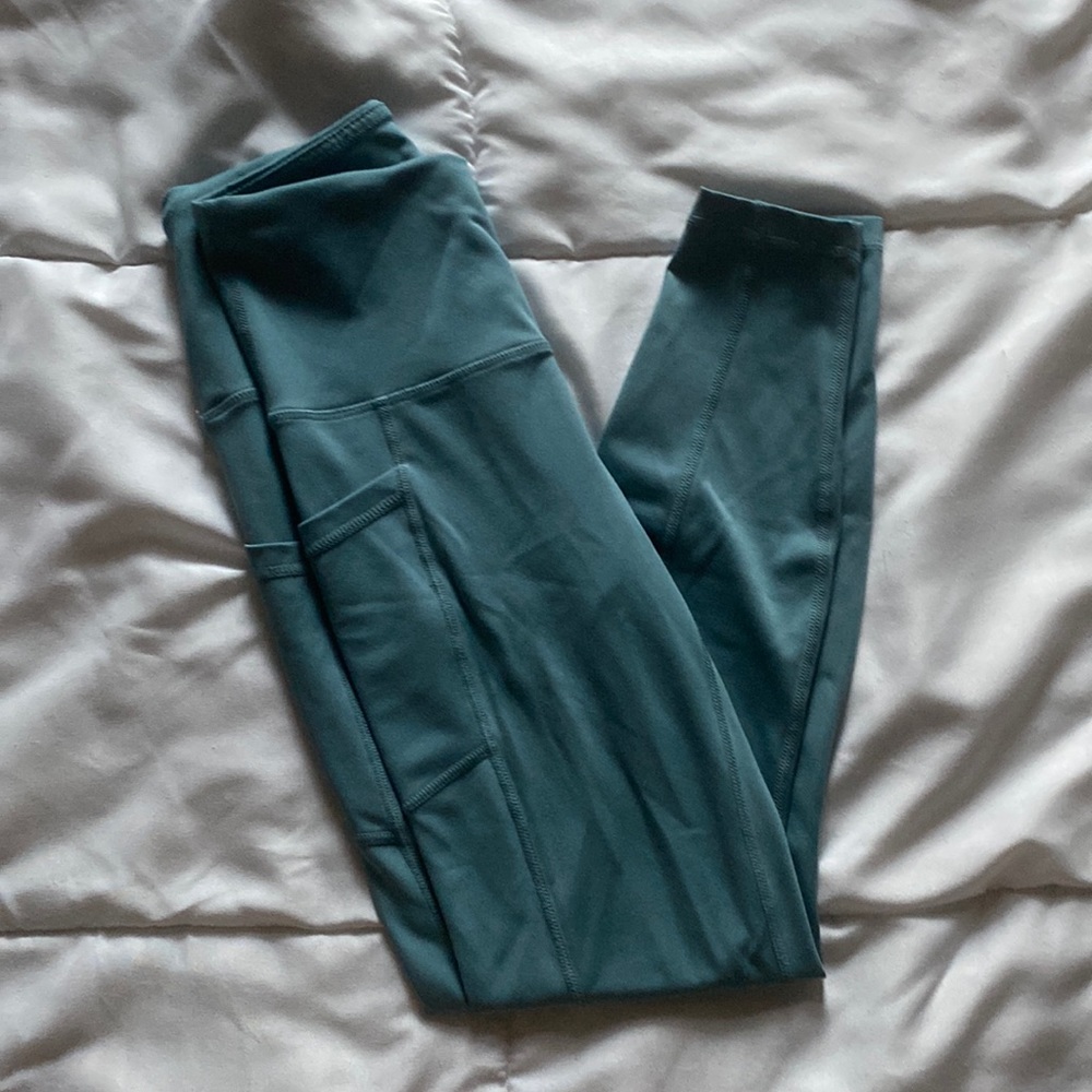 Yogalicious teal leggings
